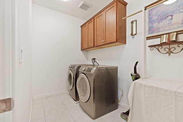 17738 Griswold Ct, Lathrop, CA 95330