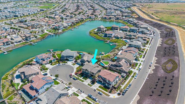 17738 Griswold Ct, Lathrop, CA 95330