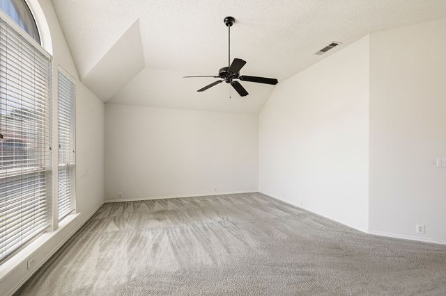 702 Lake Bridge Drive, Lake Dallas, TX 75065