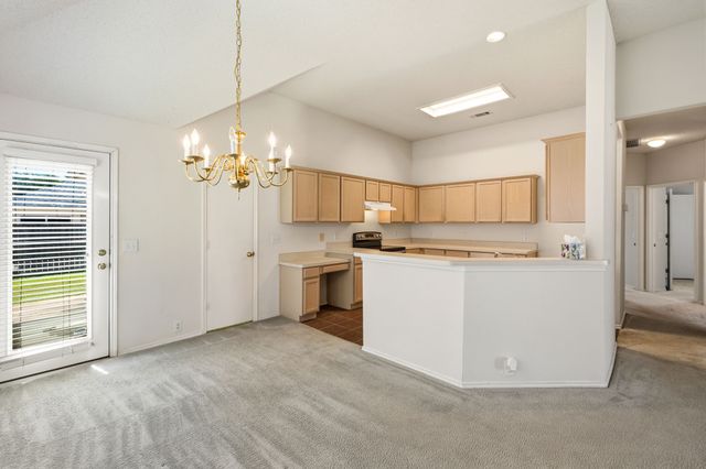 702 Lake Bridge Drive, Lake Dallas, TX 75065