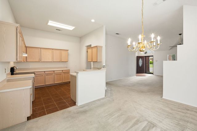 702 Lake Bridge Drive, Lake Dallas, TX 75065