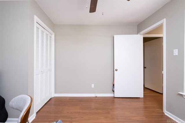 38 Woodlore Cir, Little Rock, AR 72211