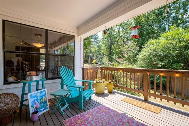 38 Woodlore Cir, Little Rock, AR 72211