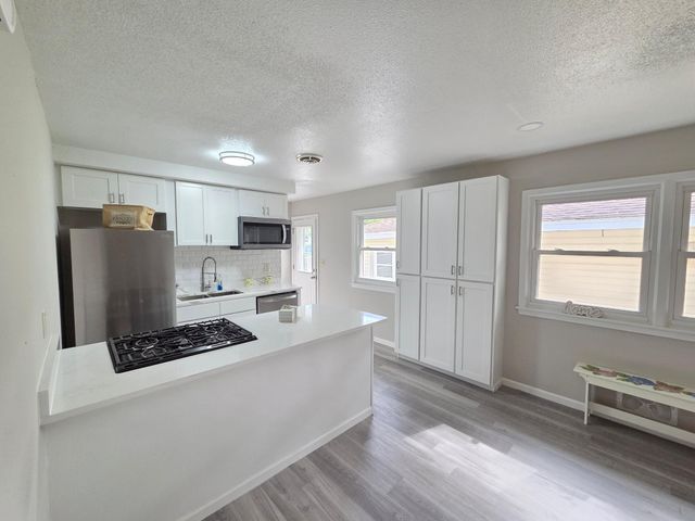 5201 W 84th Street, Bloomington, MN 55437