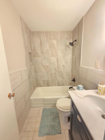 5201 W 84th Street, Bloomington, MN 55437