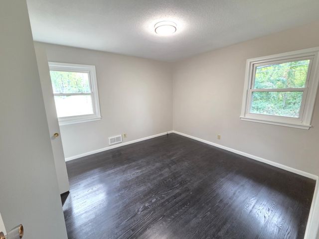 5201 W 84th Street, Bloomington, MN 55437