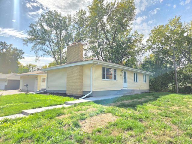5201 W 84th Street, Bloomington, MN 55437