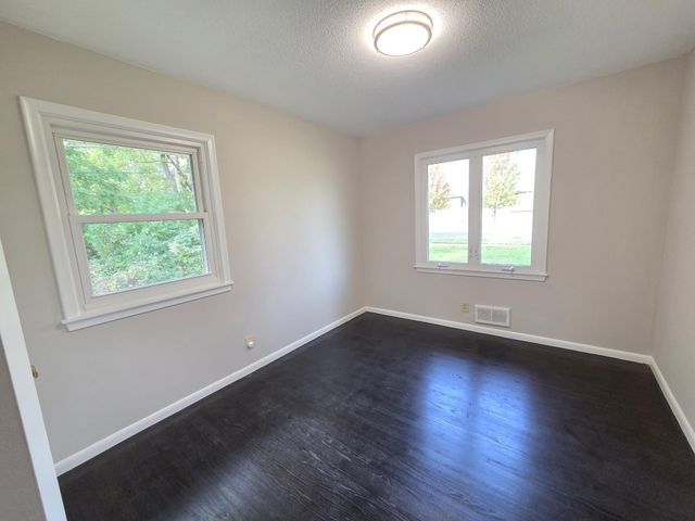 5201 W 84th Street, Bloomington, MN 55437