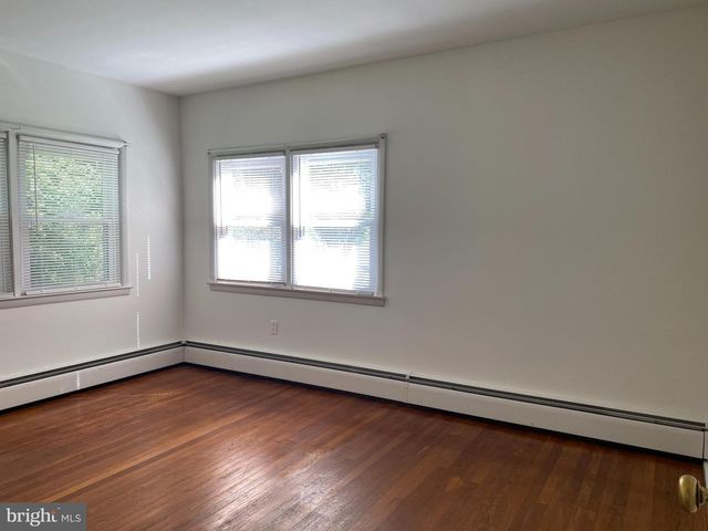 4361 SUNNYSIDE DR, Doylestown, PA 18902