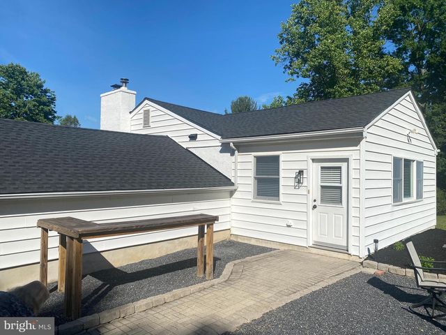 4361 SUNNYSIDE DR, Doylestown, PA 18902