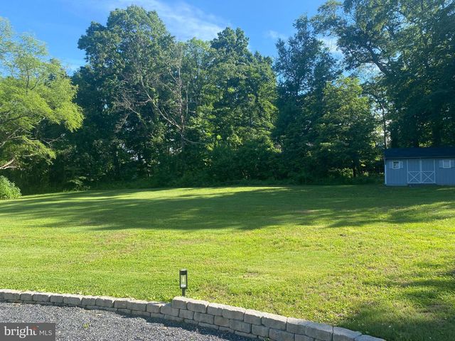 4361 SUNNYSIDE DR, Doylestown, PA 18902