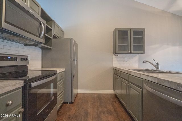 5141 W WOOD Drive, Glendale, AZ 85304