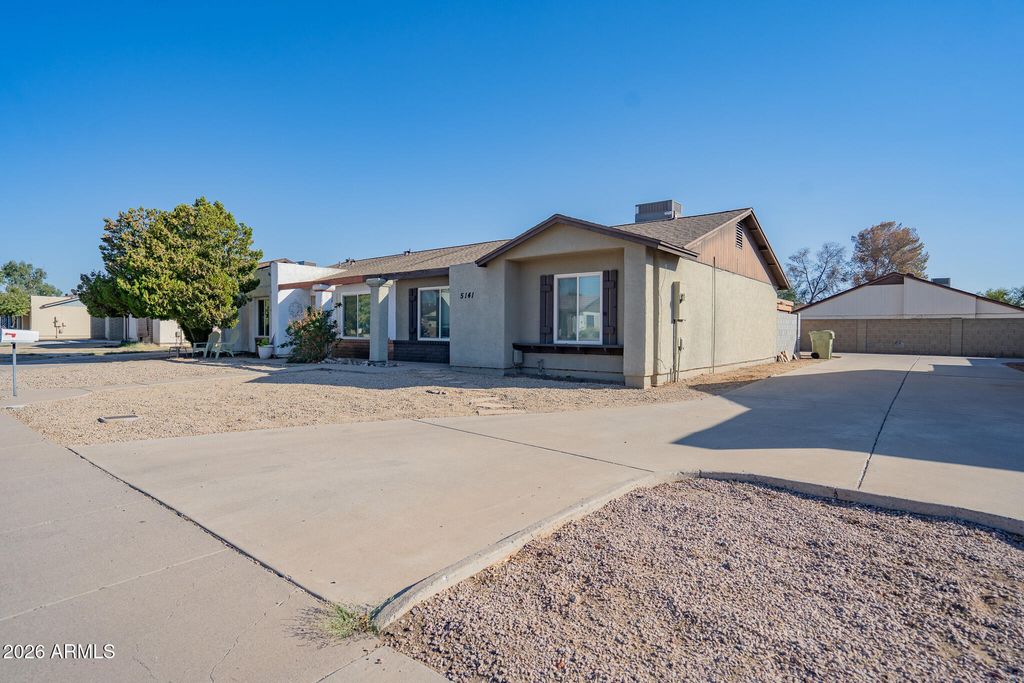 5141 W WOOD Drive, Glendale, AZ 85304