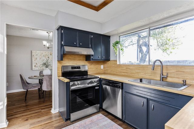 9321 Mars Ave, Corpus Christi, TX 78409