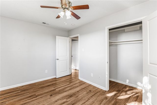 9321 Mars Ave, Corpus Christi, TX 78409