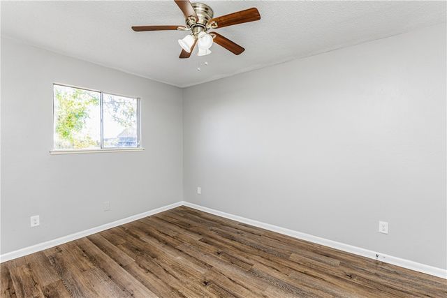 9321 Mars Ave, Corpus Christi, TX 78409