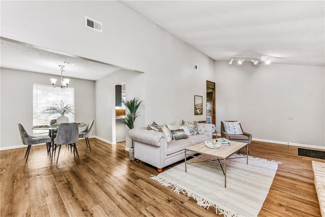 9321 Mars Ave, Corpus Christi, TX 78409