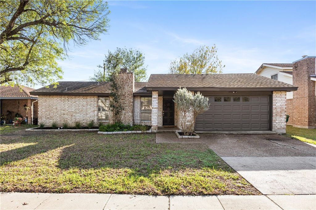 9321 Mars Ave, Corpus Christi, TX 78409