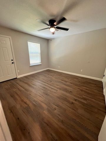 400 Trailside Terrace A, Springdale, AR 72764