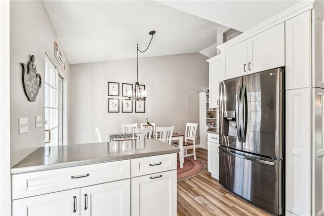 124 Pinebrook Drive, Chippewa Twp, PA 15010