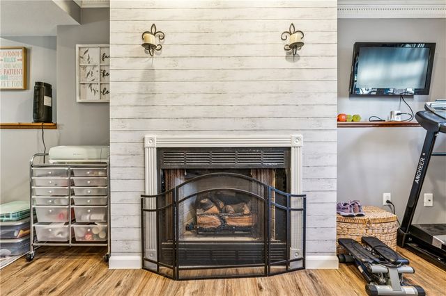 124 Pinebrook Drive, Chippewa Twp, PA 15010