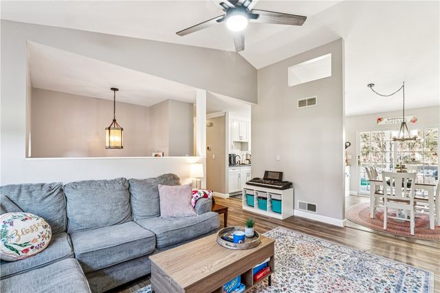 124 Pinebrook Drive, Chippewa Twp, PA 15010