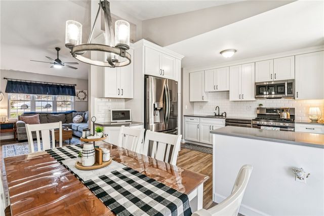 124 Pinebrook Drive, Chippewa Twp, PA 15010