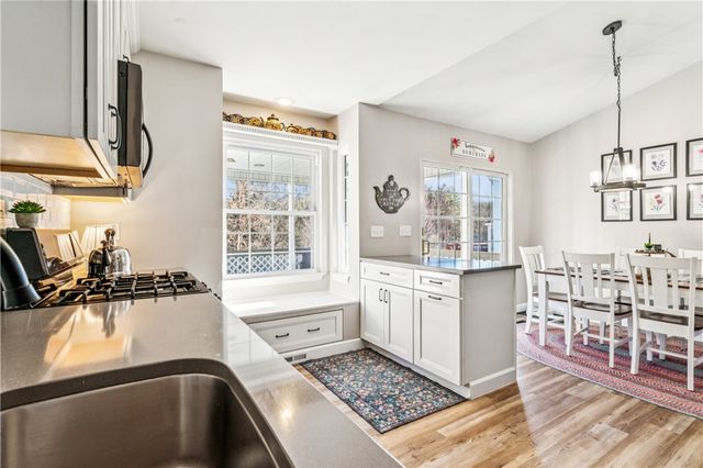 124 Pinebrook Drive, Chippewa Twp, PA 15010