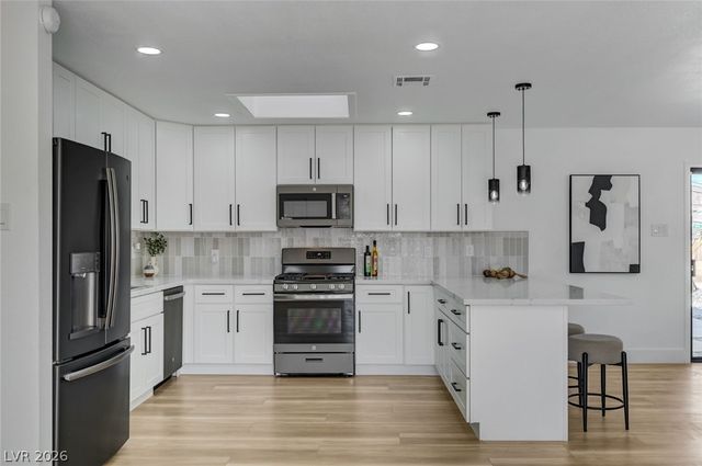 2446 Tournament Street, Las Vegas, NV 89142