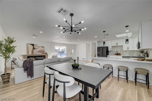 2446 Tournament Street, Las Vegas, NV 89142