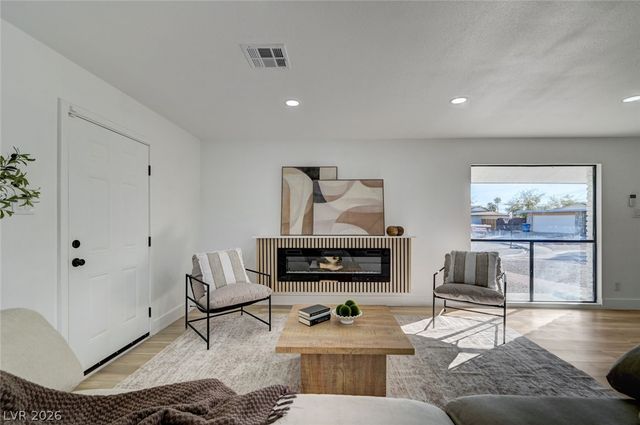 2446 Tournament Street, Las Vegas, NV 89142