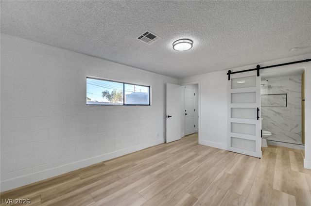 2446 Tournament Street, Las Vegas, NV 89142