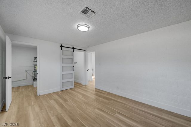 2446 Tournament Street, Las Vegas, NV 89142