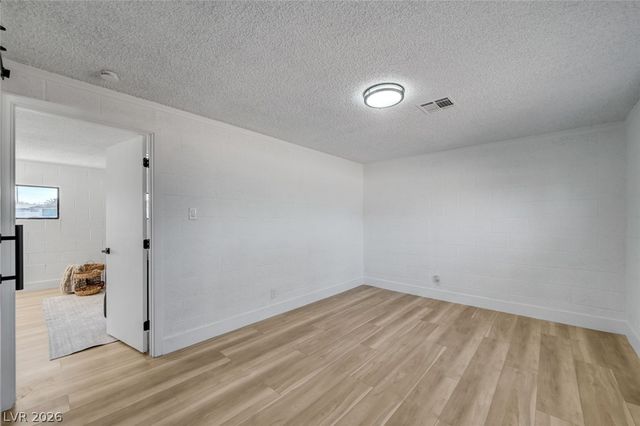 2446 Tournament Street, Las Vegas, NV 89142