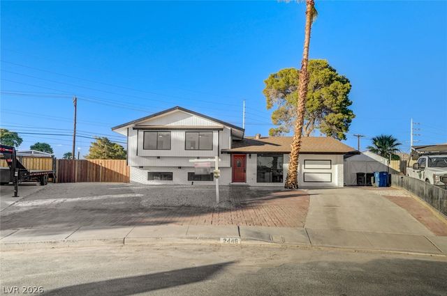 2446 Tournament Street, Las Vegas, NV 89142