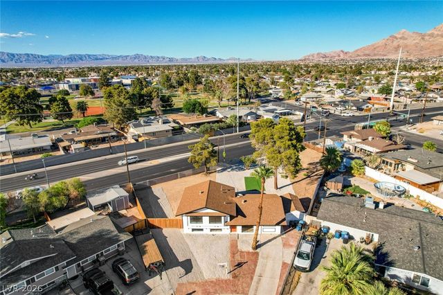 2446 Tournament Street, Las Vegas, NV 89142