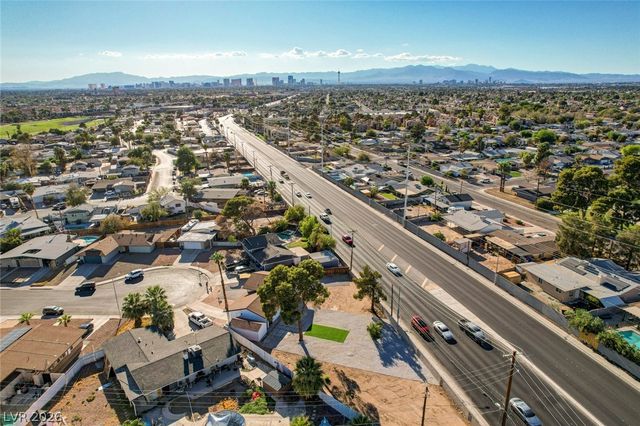 2446 Tournament Street, Las Vegas, NV 89142
