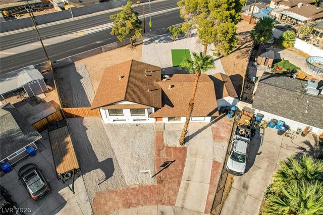 2446 Tournament Street, Las Vegas, NV 89142