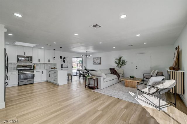 2446 Tournament Street, Las Vegas, NV 89142