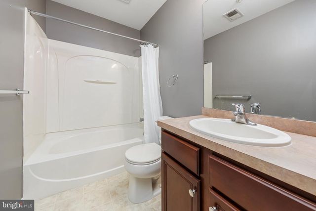 85 HIGHBRIDGE LN, West Deptford, NJ 08086