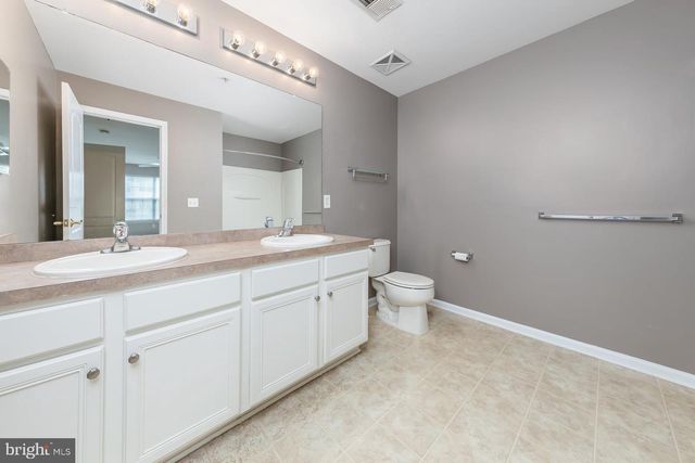 85 HIGHBRIDGE LN, West Deptford, NJ 08086