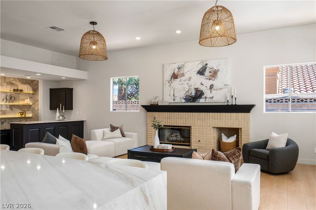 3235 CLIFF SIELER Court, Las Vegas, NV 89117