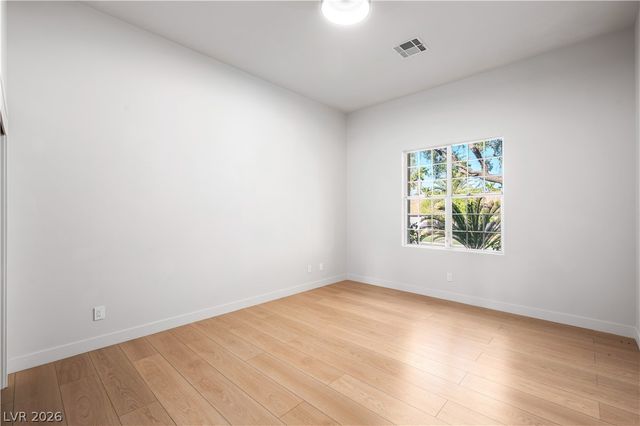 3235 CLIFF SIELER Court, Las Vegas, NV 89117