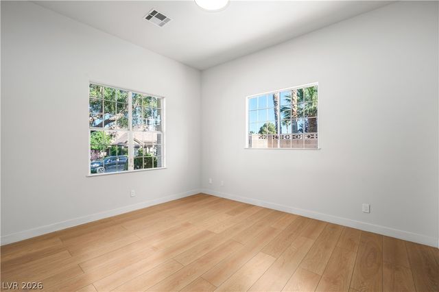 3235 CLIFF SIELER Court, Las Vegas, NV 89117
