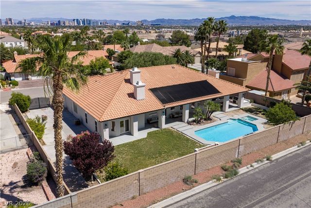 3235 CLIFF SIELER Court, Las Vegas, NV 89117
