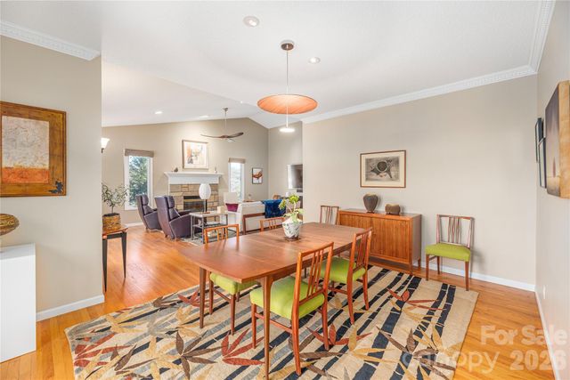 35 Hillcreek Drive, Asheville, NC 28804