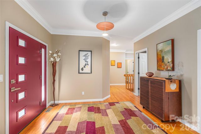 35 Hillcreek Drive, Asheville, NC 28804