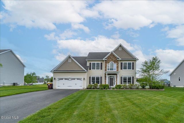 46 Haywood Lane, North Greenbush, NY 12198