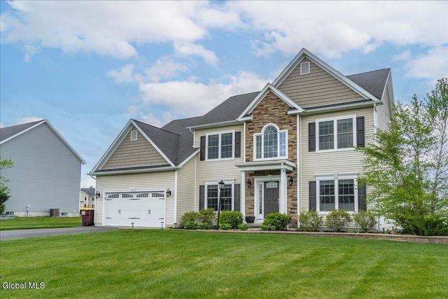 46 Haywood Lane, North Greenbush, NY 12198