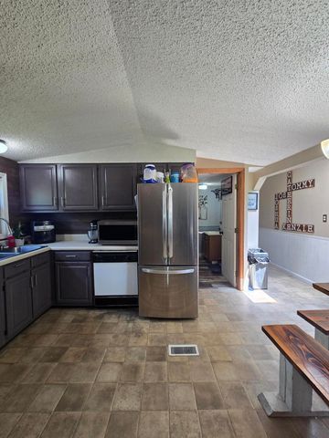 12495 5 Mile Road, Evart, MI 49631